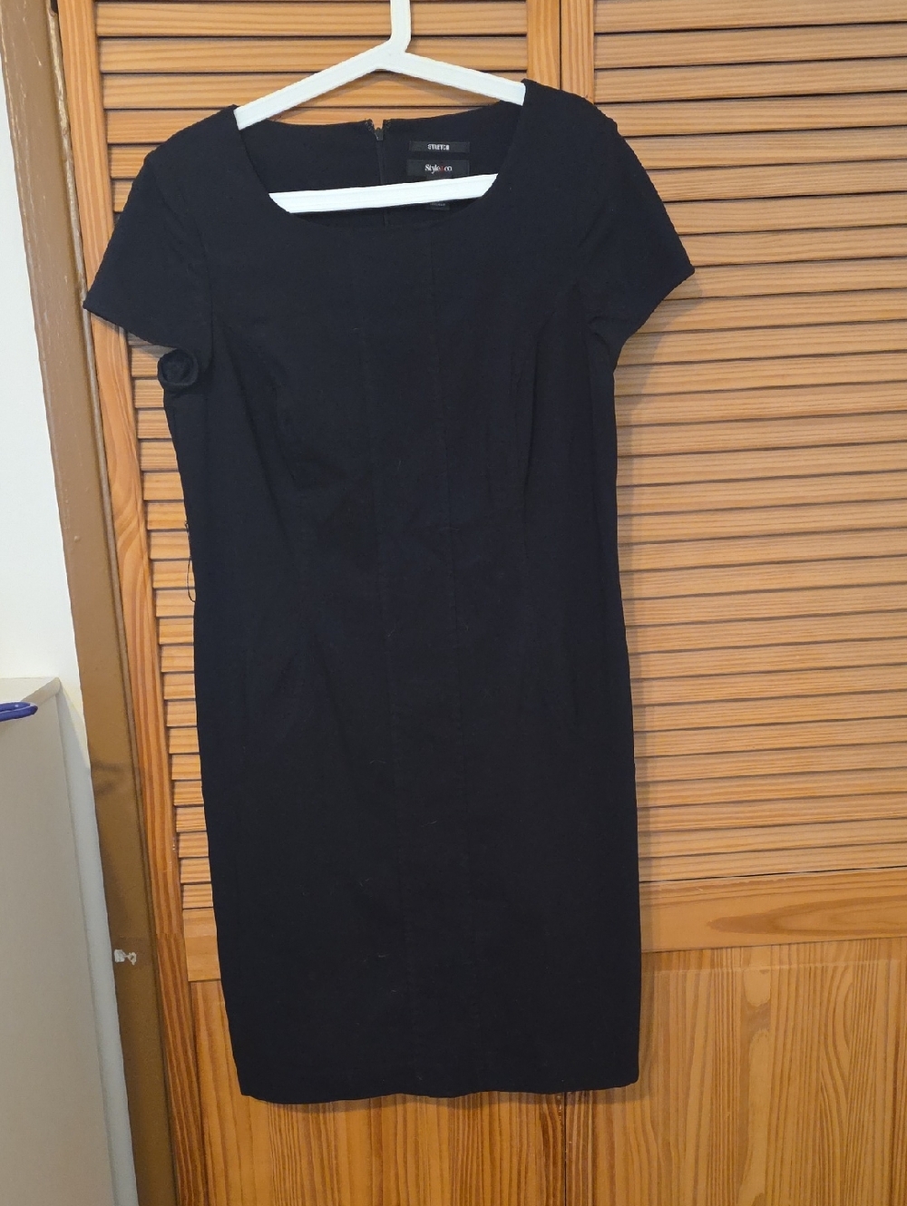 Style & Co. Black Short-Sleeve Midi Sheath Dress
